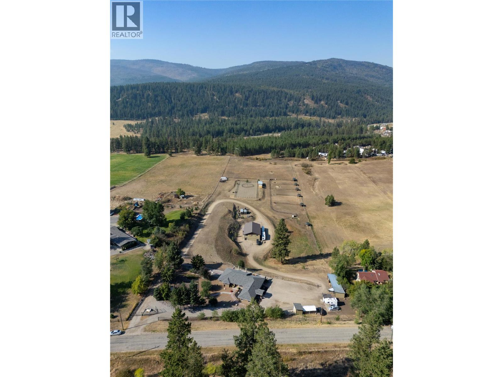  1258 Round Lake Road, Spallumcheen