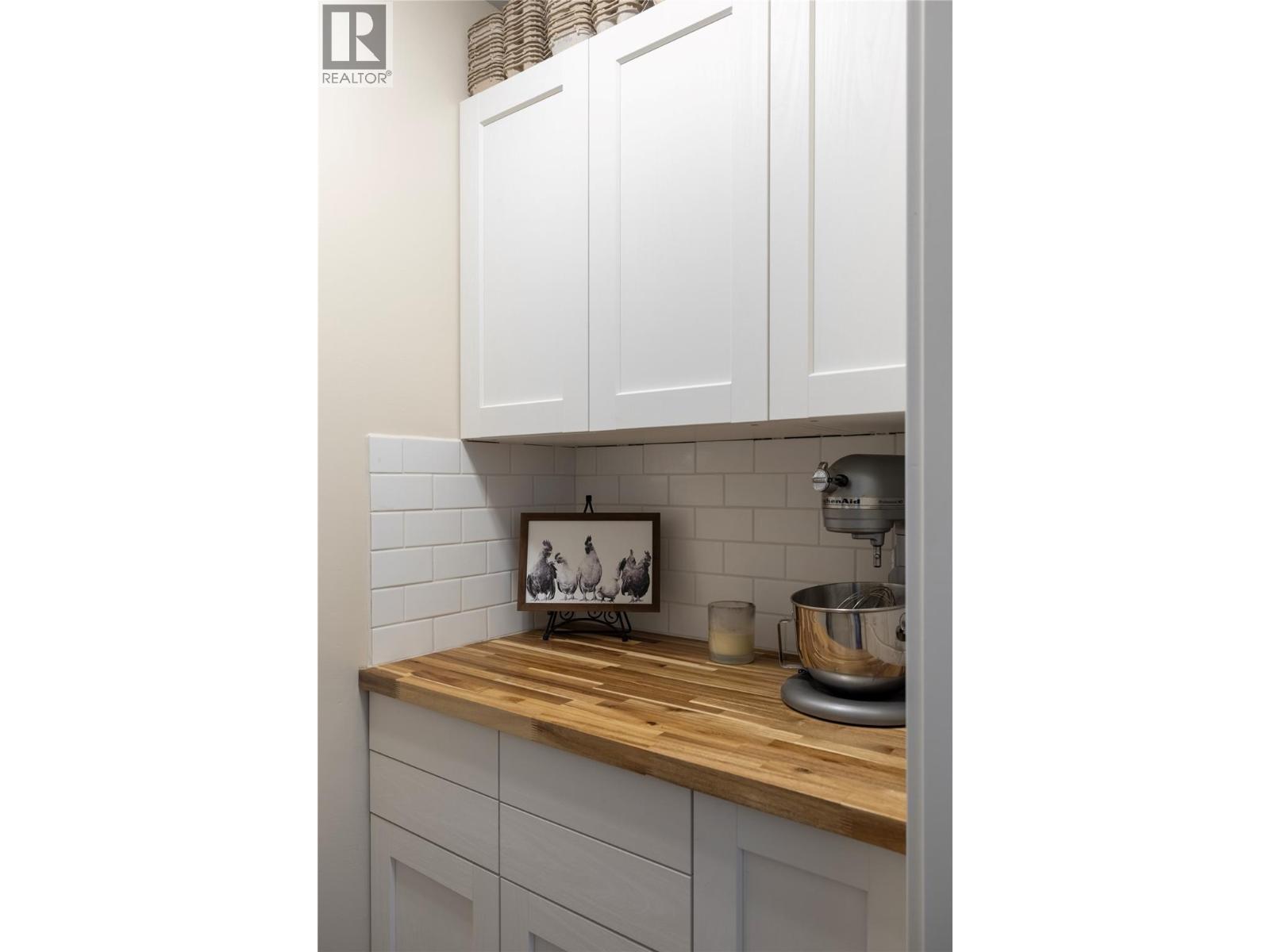  1258 Round Lake Road, Spallumcheen