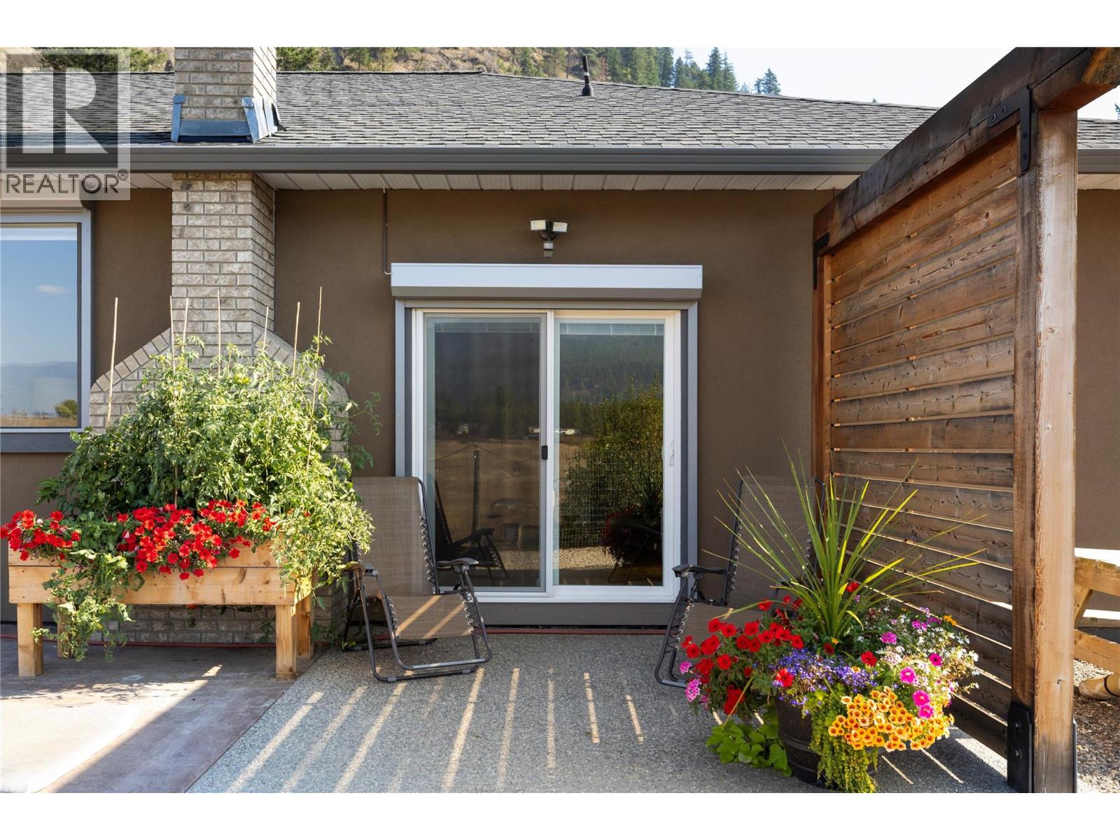  1258 Round Lake Road, Spallumcheen