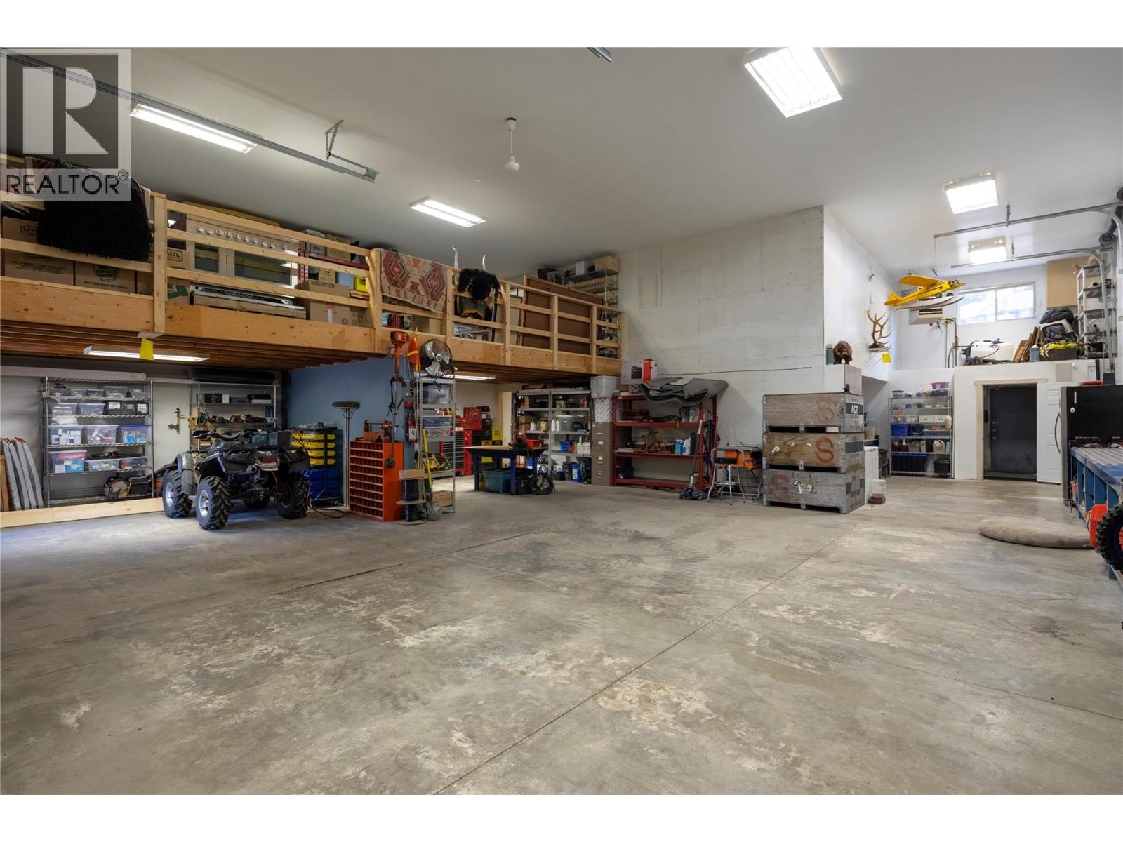  1258 Round Lake Road, Spallumcheen