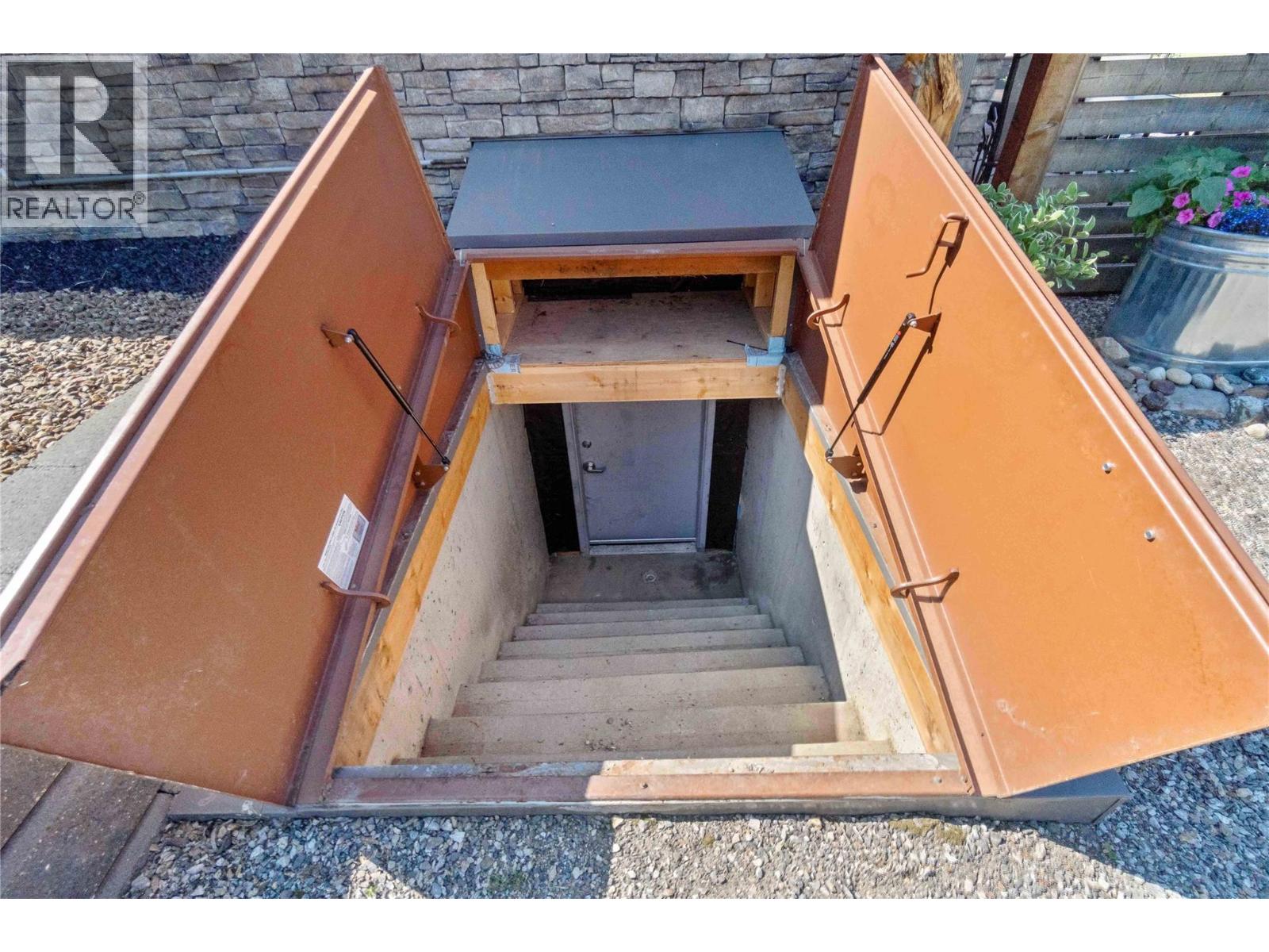  1258 Round Lake Road, Spallumcheen