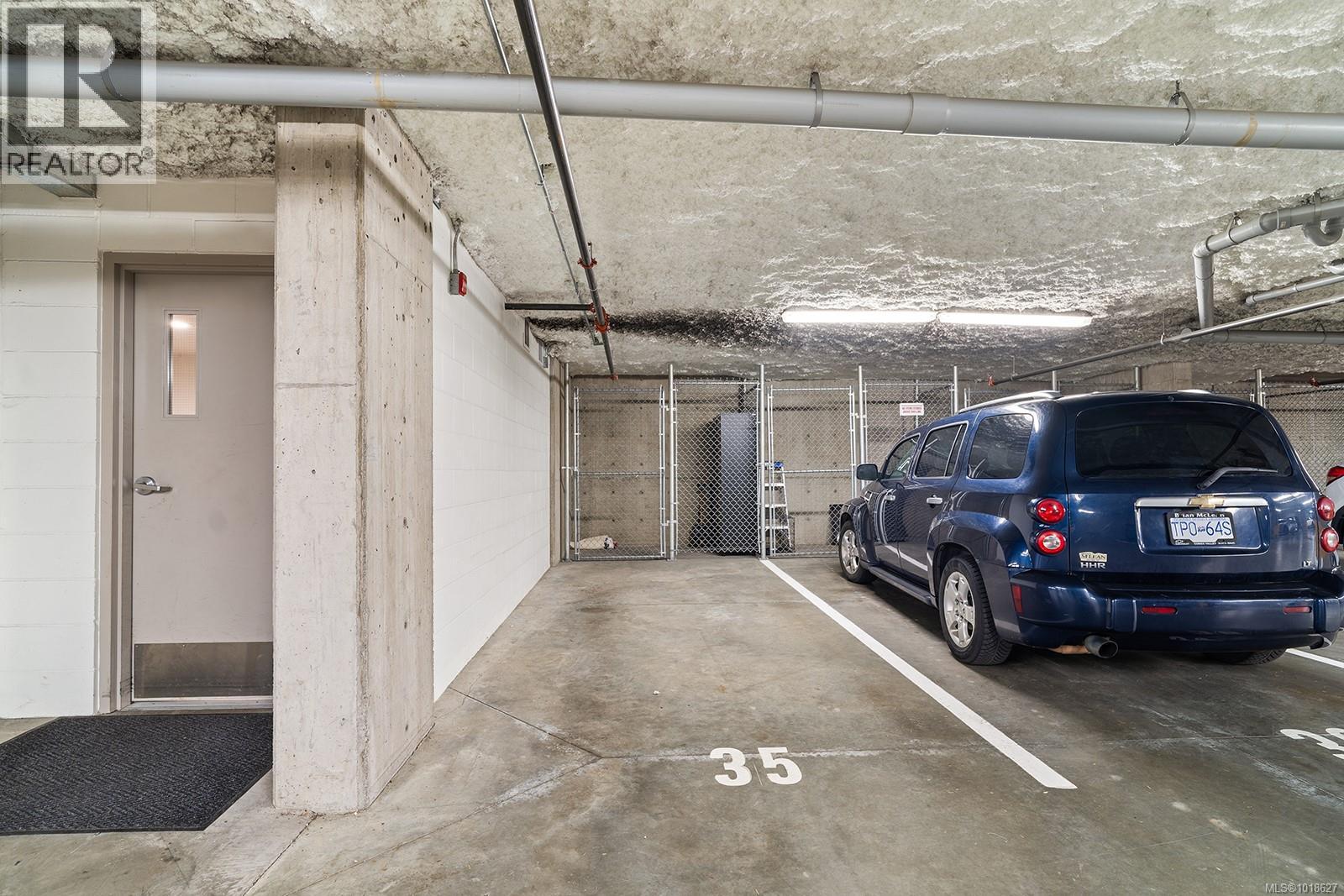 213 4960 Songbird Pl, Nanaimo