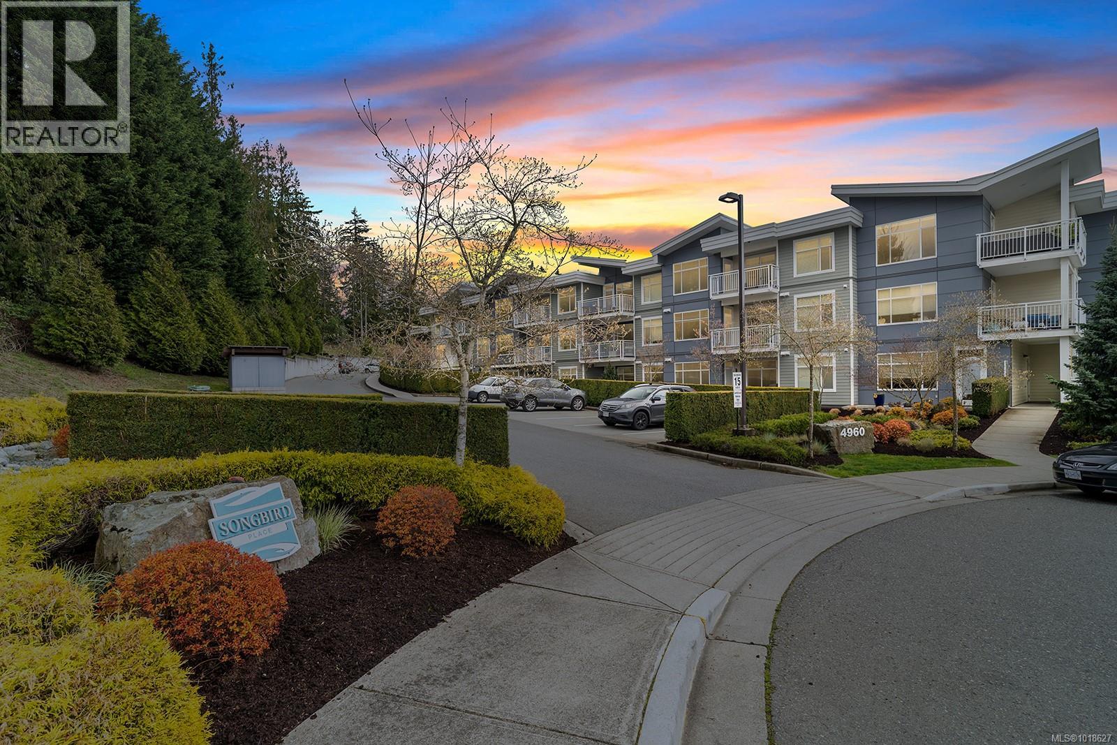 213 4960 Songbird Pl, Nanaimo