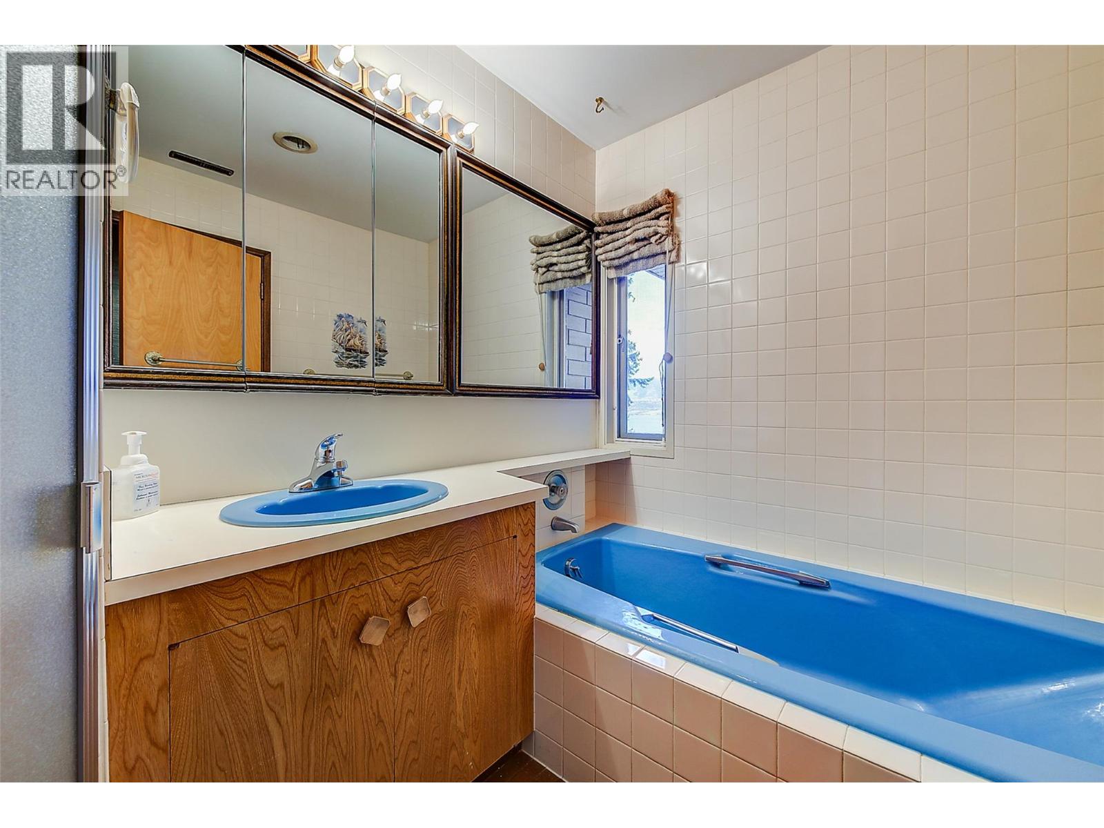  5090 Ash Road, Kelowna