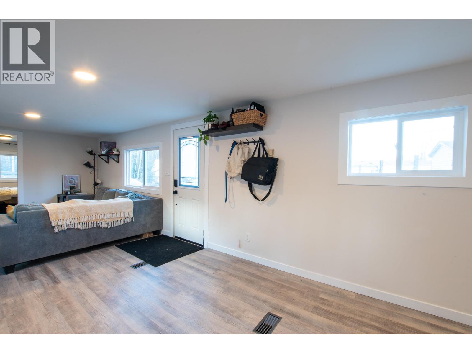 9 10180 HART HIGHWAY, Prince George