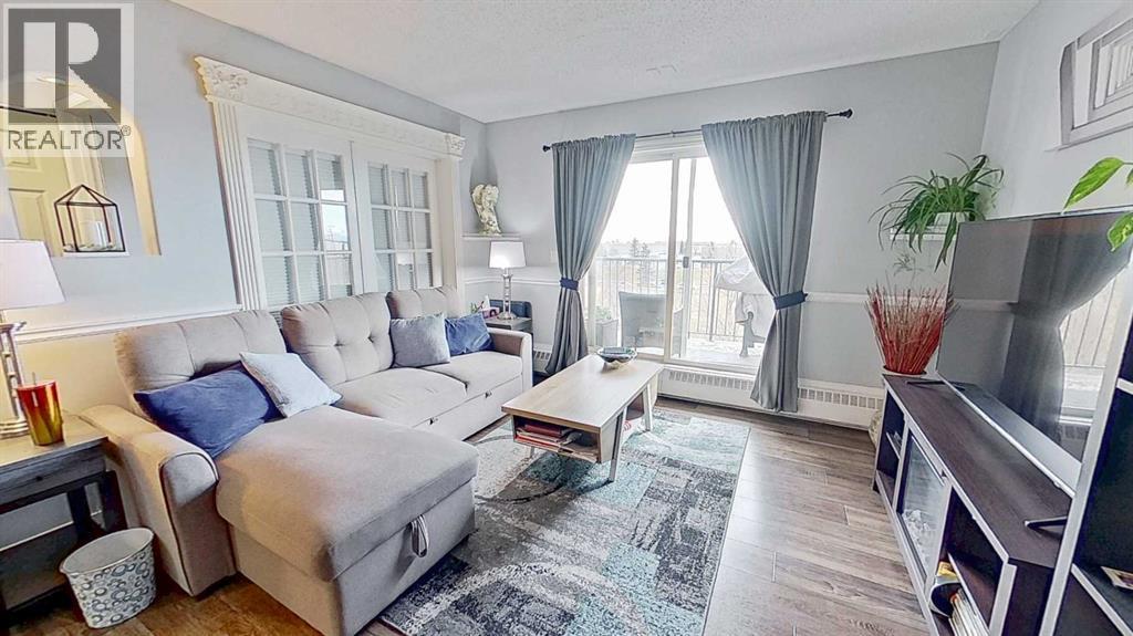 Single Family House for Sale in   Dover Point SE Dover Calgary 