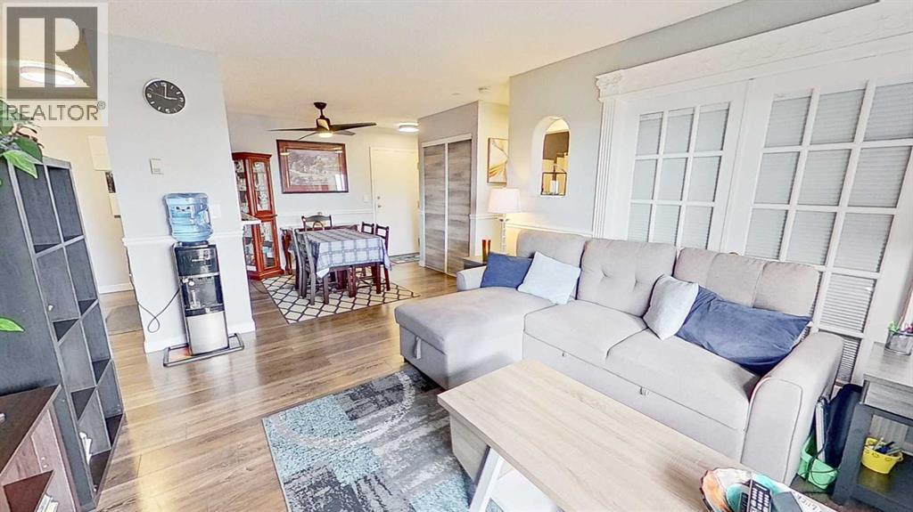 Single Family House for Sale in   Dover Point SE Dover Calgary 