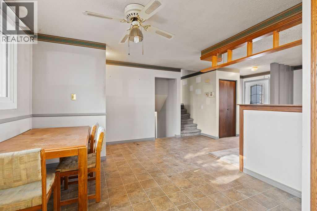 Single Family House 4 Level for Sale in  Lynnview Way SE Ogden Calgary 