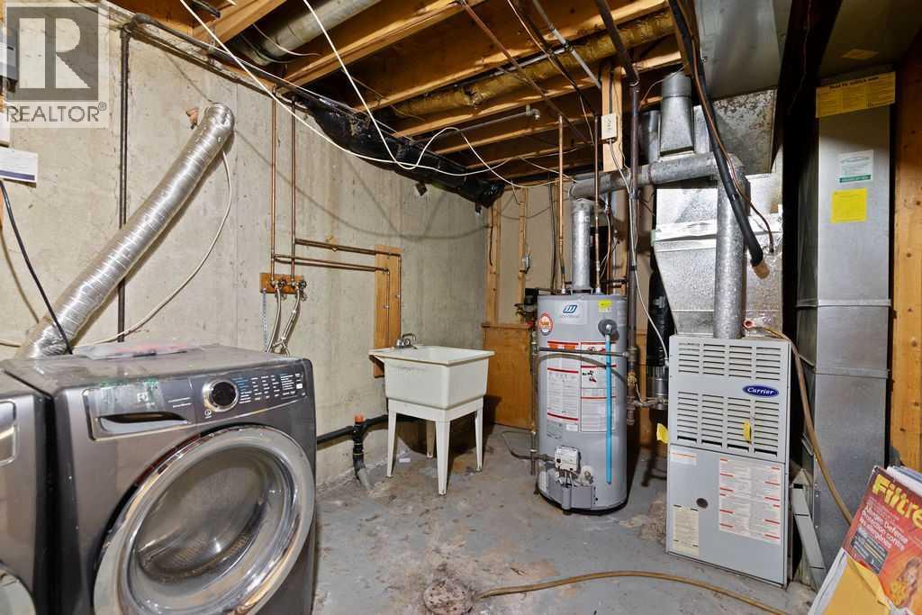 Single Family House 4 Level for Sale in  Lynnview Way SE Ogden Calgary 