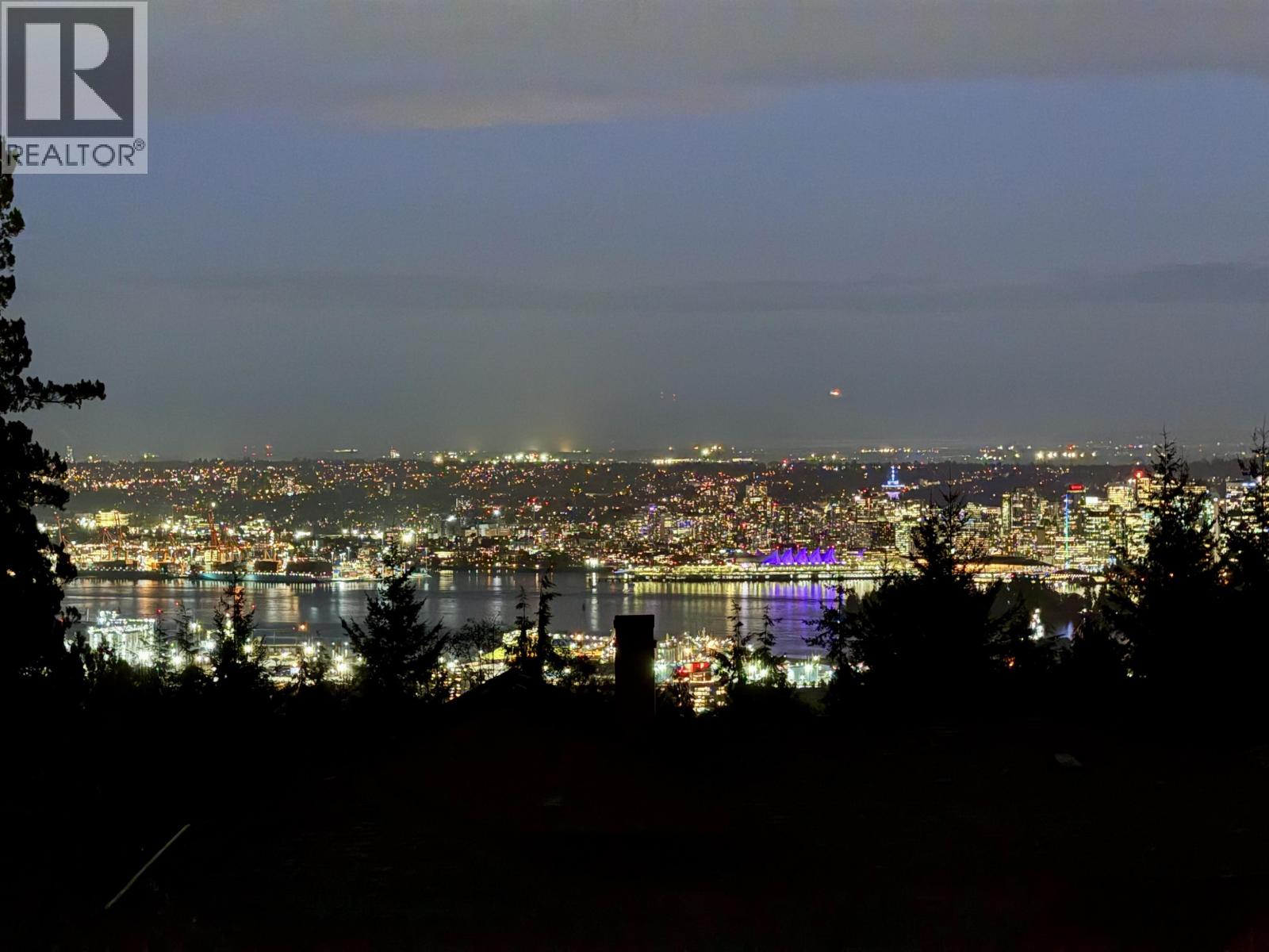 1035 GREENWOOD PLACE, West Vancouver