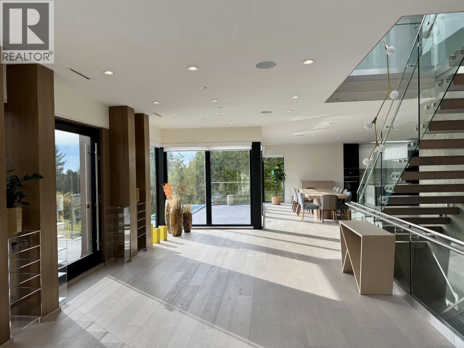 1035 GREENWOOD PLACE, West Vancouver