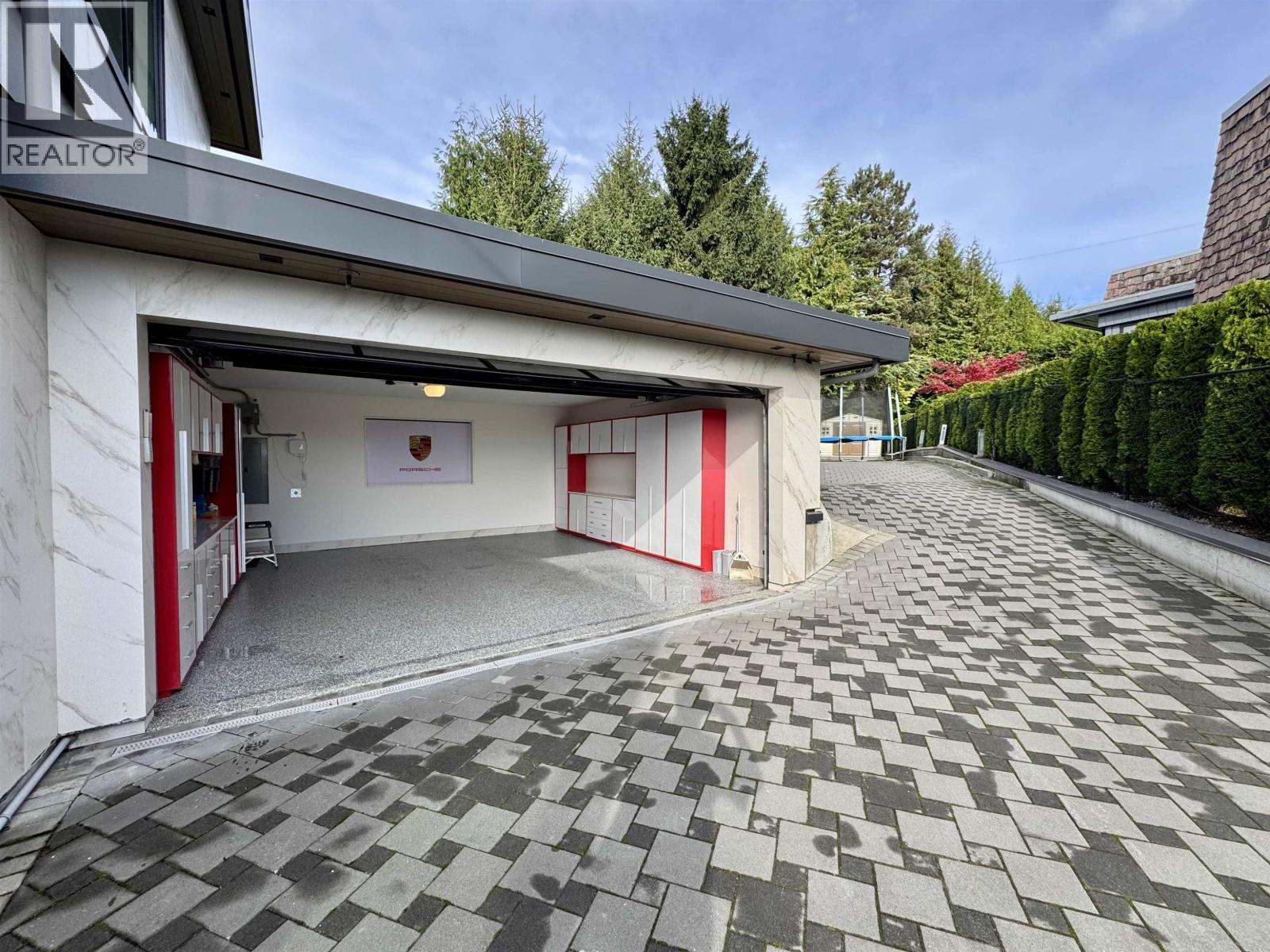 1035 GREENWOOD PLACE, West Vancouver