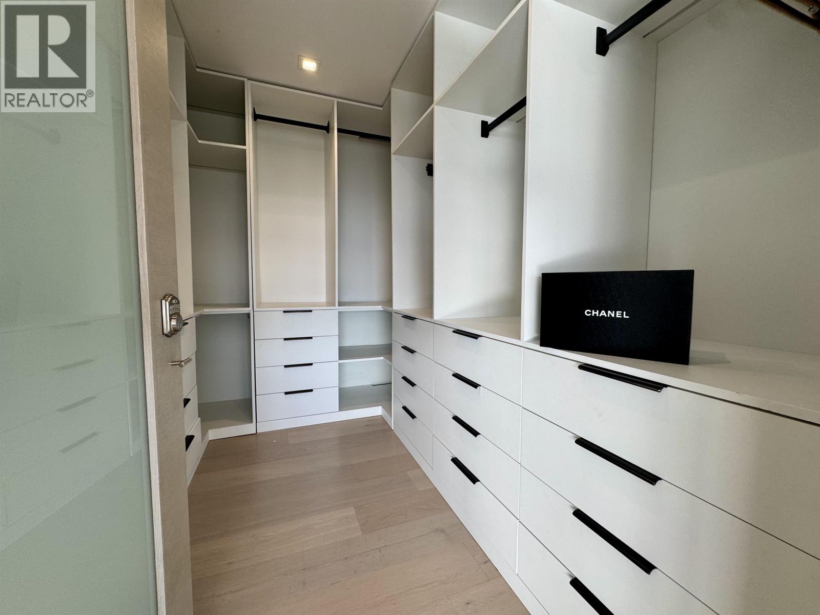 1035 GREENWOOD PLACE, West Vancouver