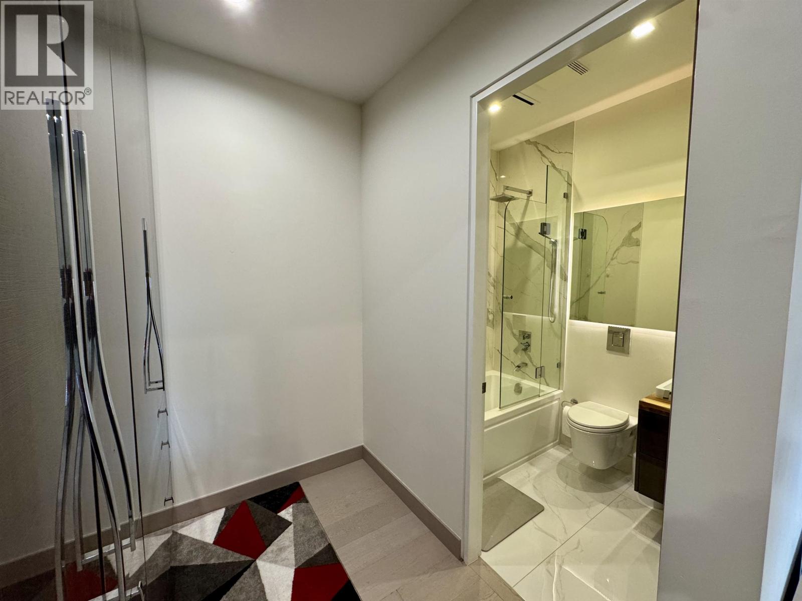 1035 GREENWOOD PLACE, West Vancouver