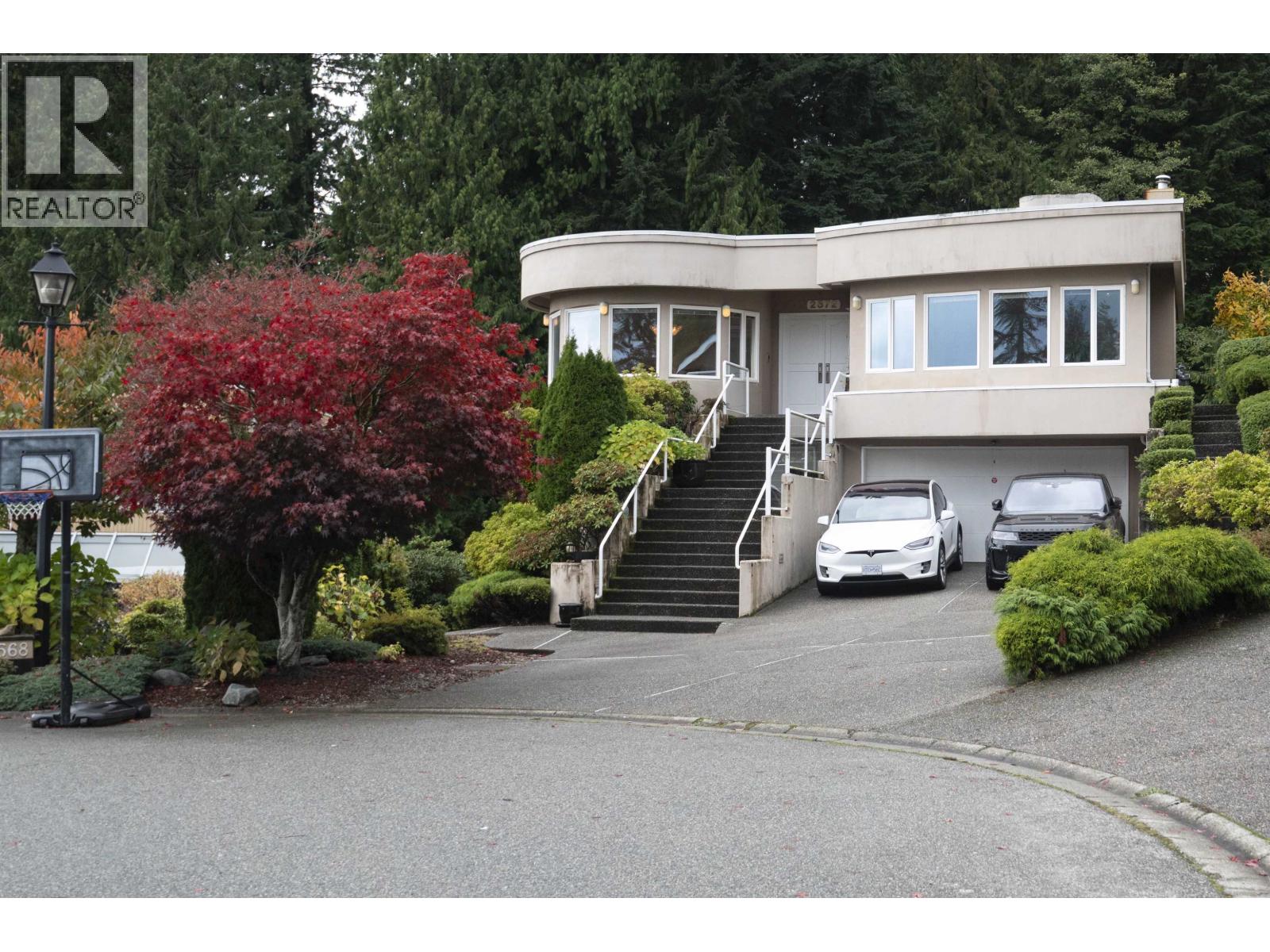 2572 WESTHILL CLOSE - Main photo, West Vancouver, British Columbia