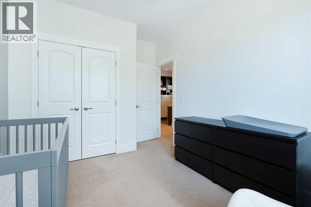 Single Family House for Sale in   Avenue SW South Calgary Calgary 