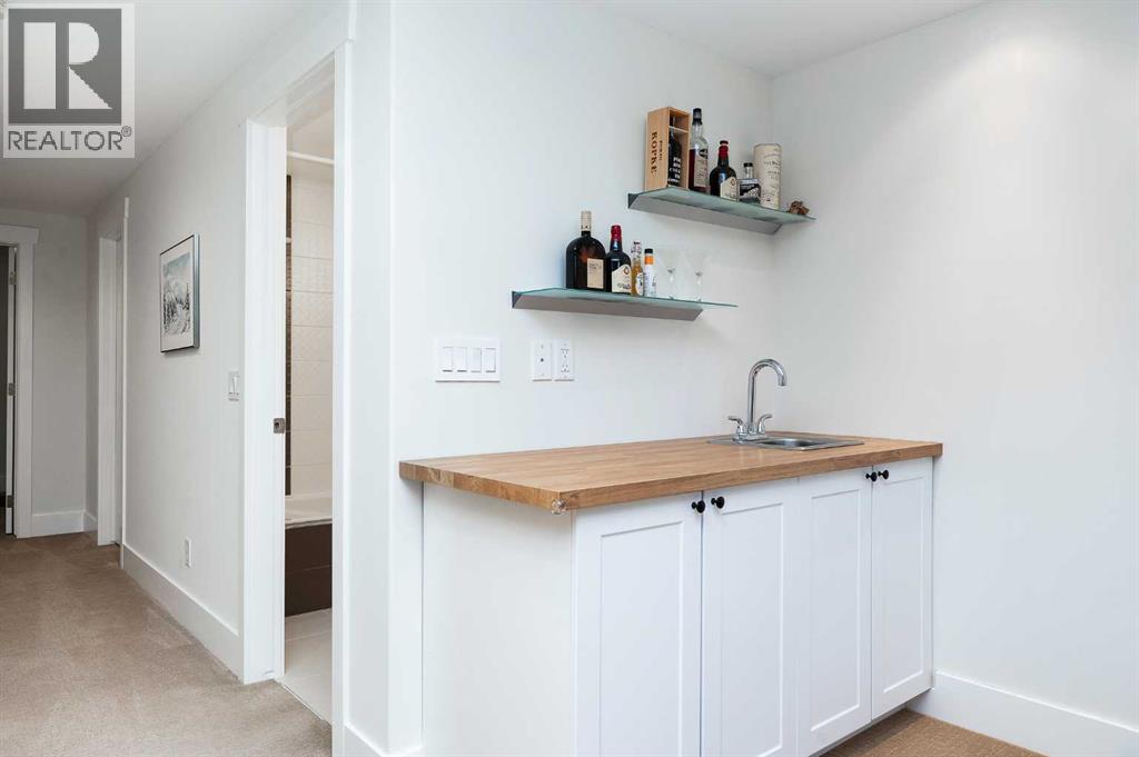 Single Family House for Sale in   Avenue SW South Calgary Calgary 