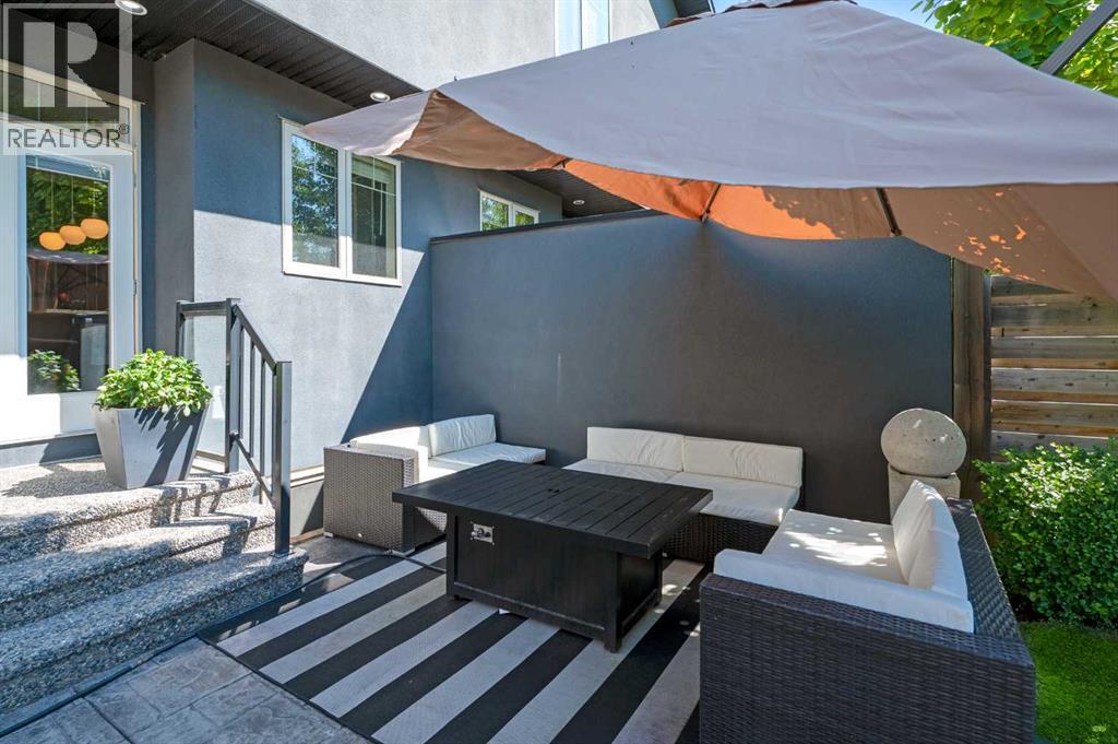 Single Family House for Sale in   Avenue SW South Calgary Calgary 