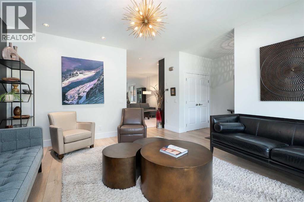 Single Family House for Sale in   Avenue SW South Calgary Calgary 