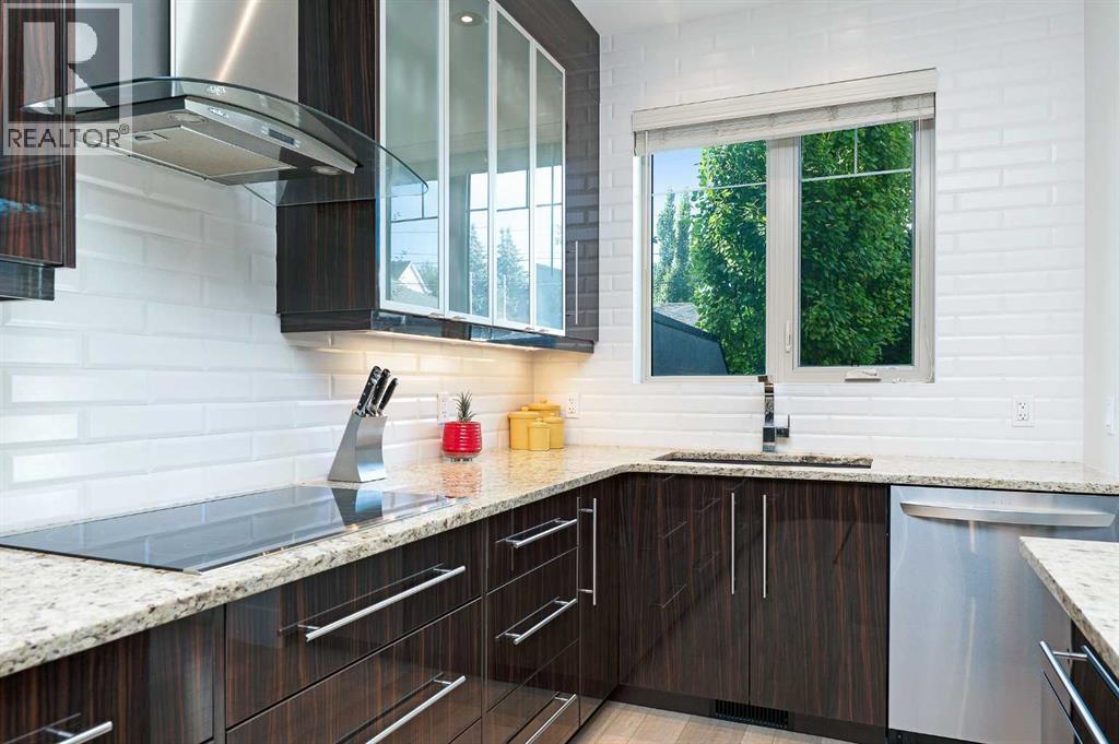 Single Family House for Sale in   Avenue SW South Calgary Calgary 