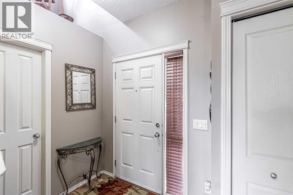 Single Family House for Sale in  Elgin Meadows Way SE McKenzie Towne Calgary 