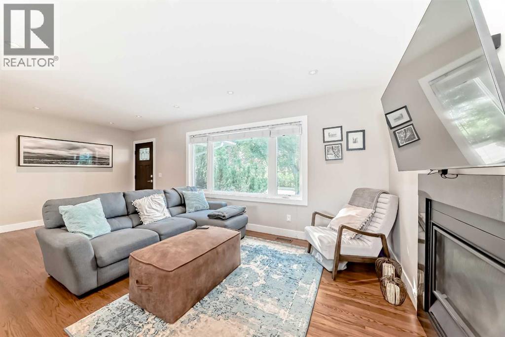 Single Family House Bungalow for Sale in   Avenue SW Richmond Calgary 