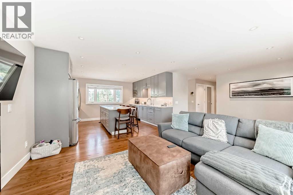 Single Family House Bungalow for Sale in   Avenue SW Richmond Calgary 