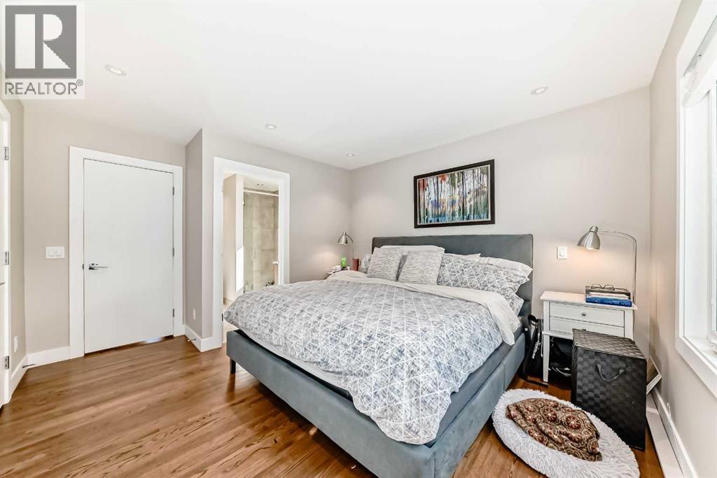 2712 32 Avenue SW, Calgary, Alberta