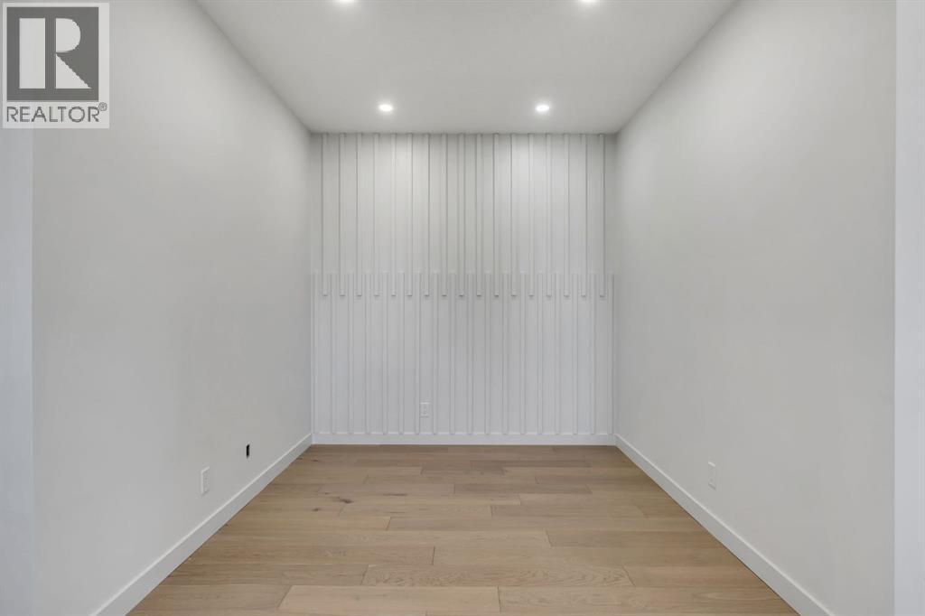 Single Family House for Sale in   Avenue NW Mount Pleasant Calgary 