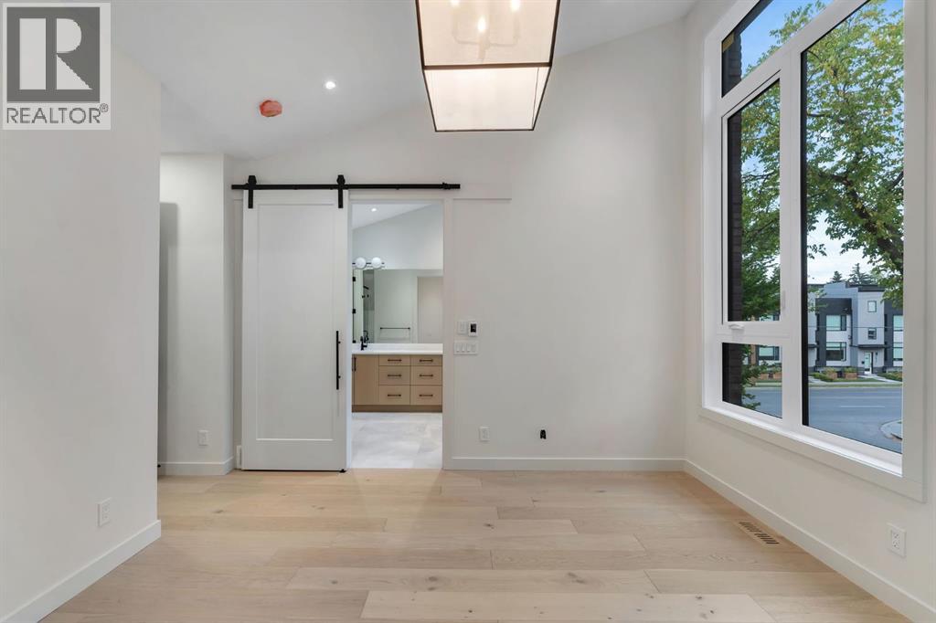 Single Family House for Sale in   Avenue NW Mount Pleasant Calgary 