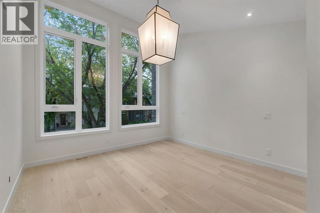 Single Family House for Sale in   Avenue NW Mount Pleasant Calgary 