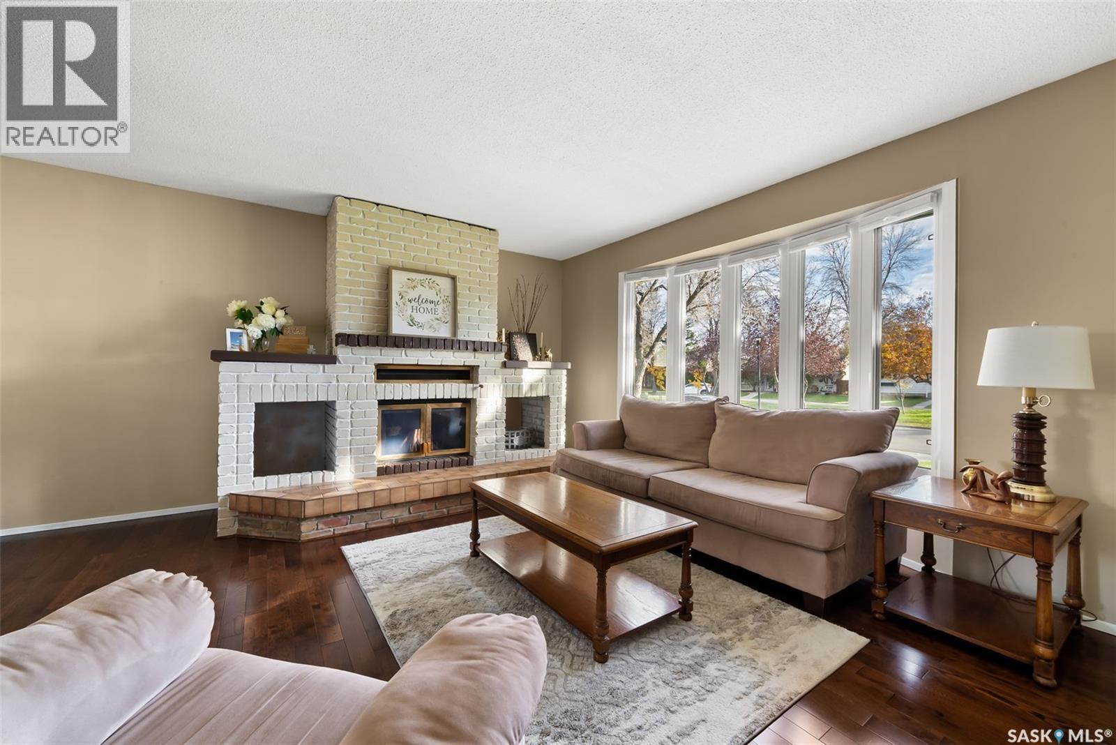 Single Family House for Sale in  Pearson PLACE Regina 