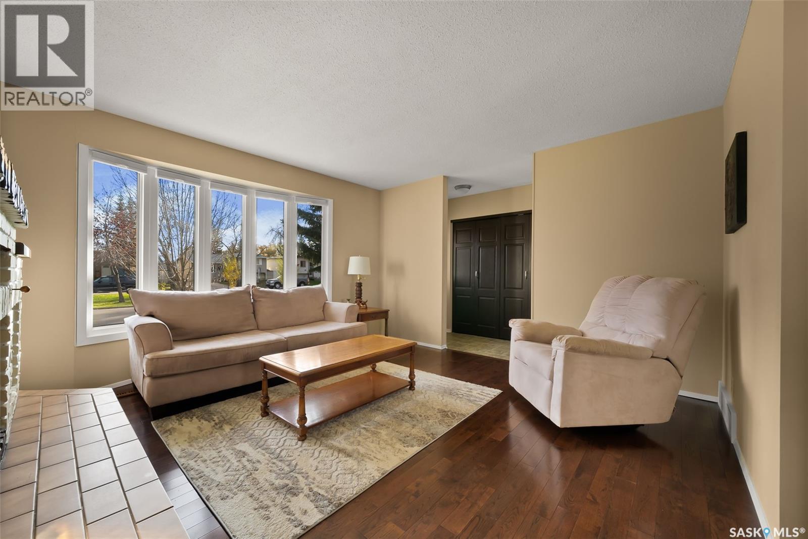 Single Family House for Sale in  Pearson PLACE Regina 