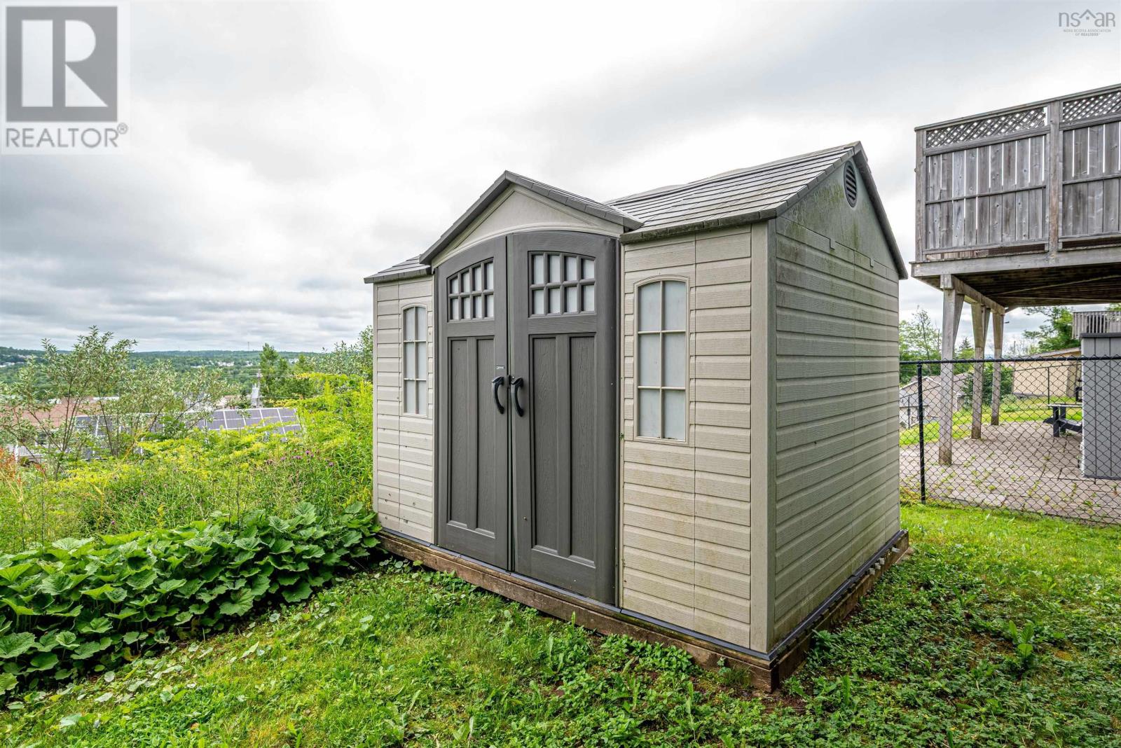 Property 41 of 48 of 103 Claudia Crescent