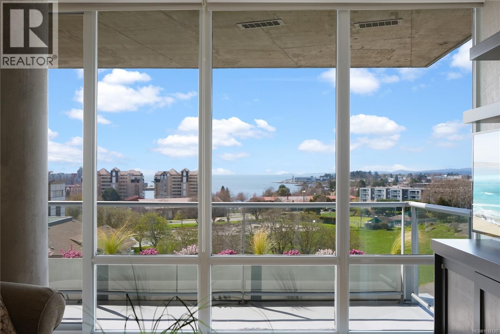 905 160 Wilson St, Victoria