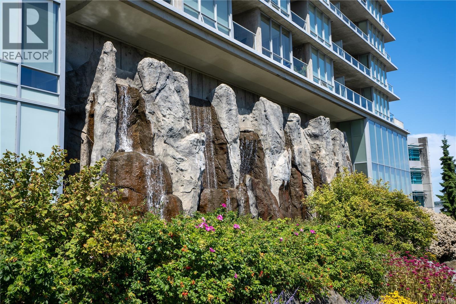 905 160 Wilson St, Victoria