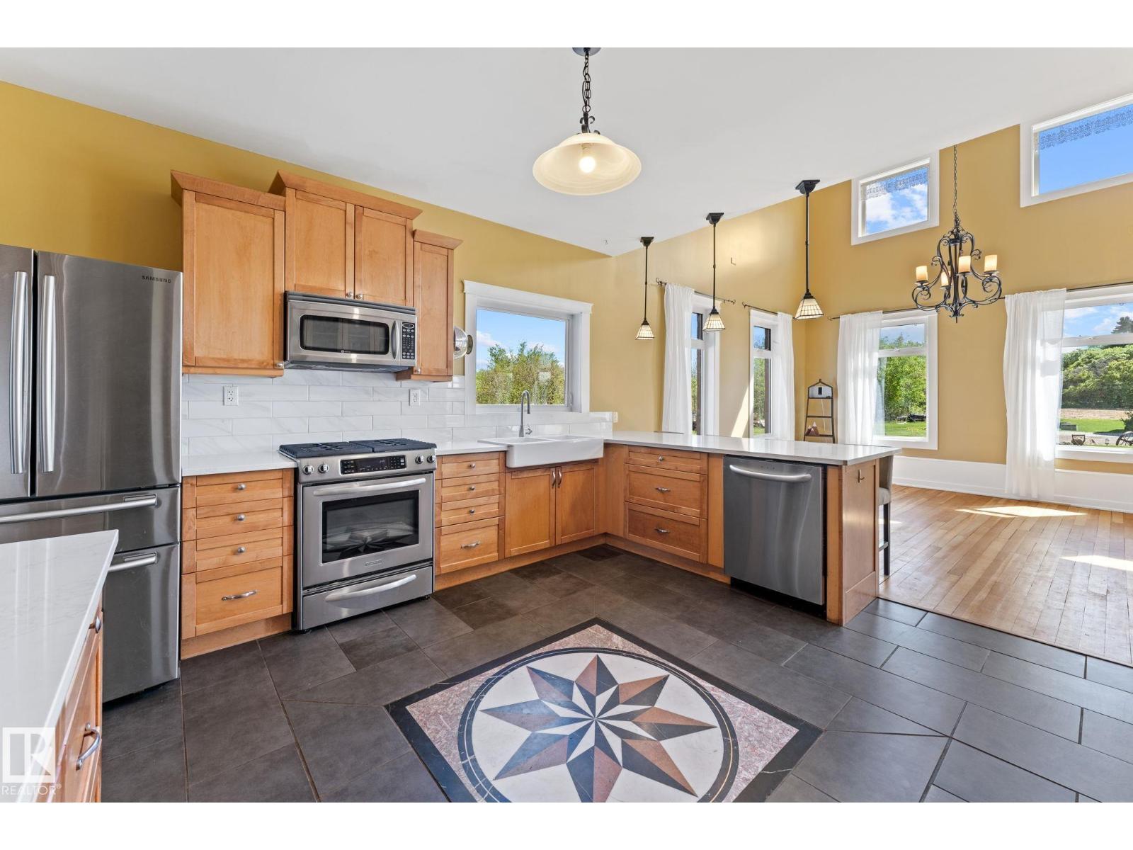 53341 HWY 21, Rural Strathcona County