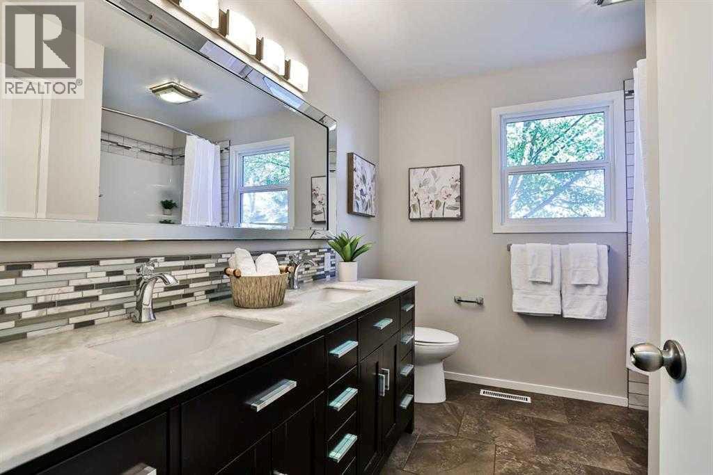 Single Family House for Sale in  Normandy Road S Glendale Lethbridge 