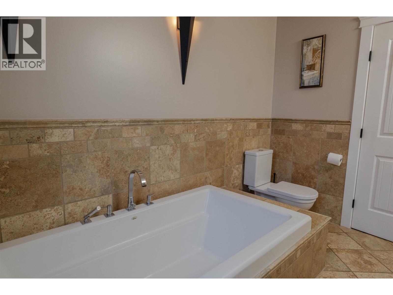 8707 112 AVENUE, Fort St. John