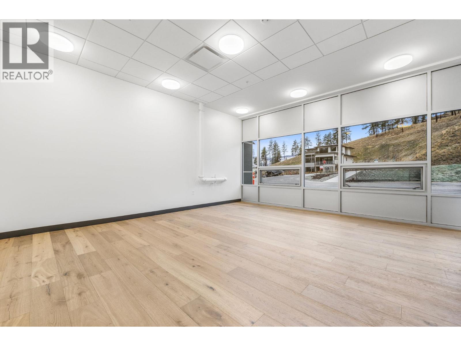 6 3700 McKinley Beach Drive, Kelowna