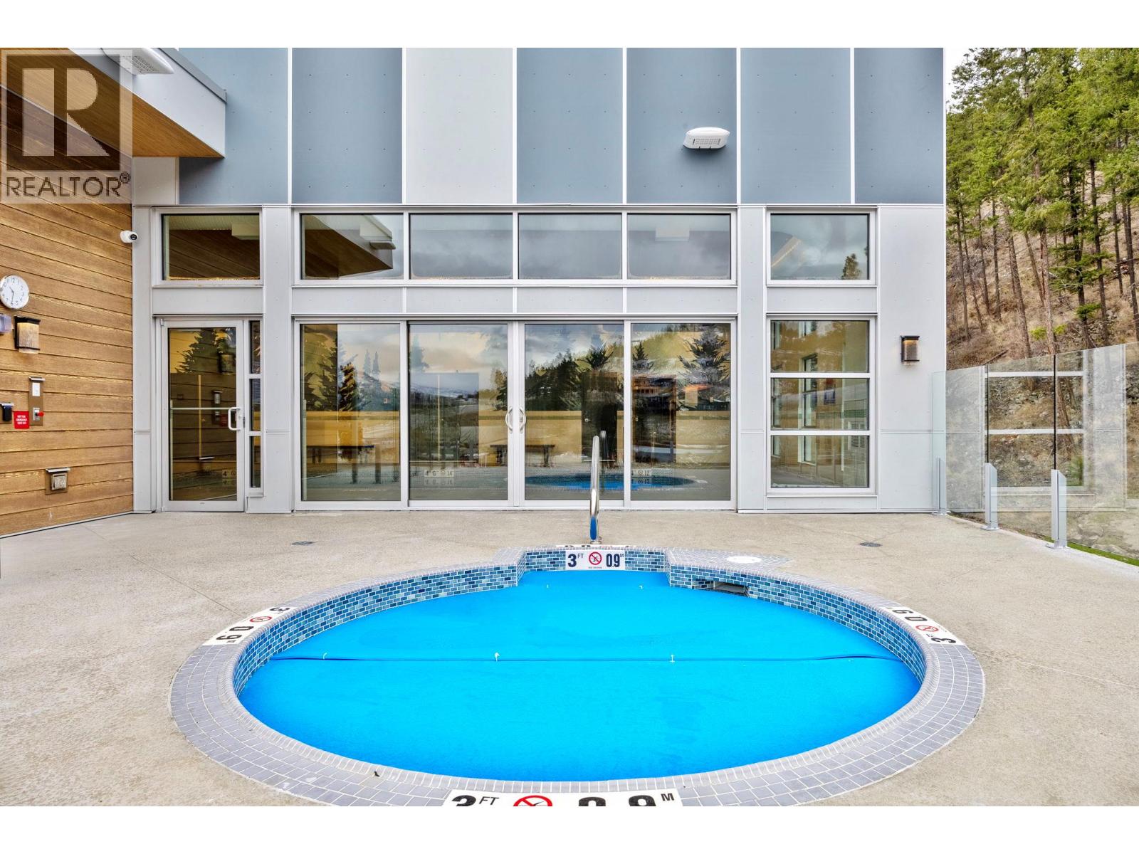 6 3700 McKinley Beach Drive, Kelowna