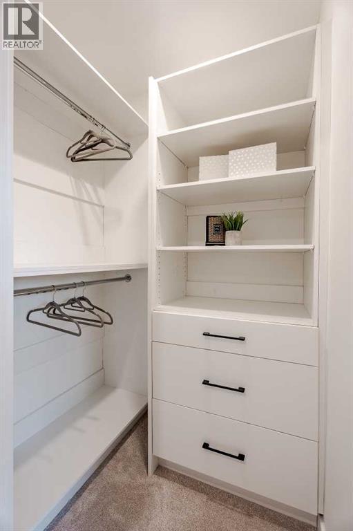 Single Family House Bungalow for Sale in  Hunterston Place NW Huntington Hills Calgary 