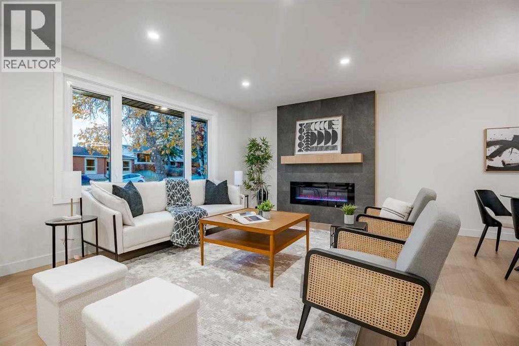 Single Family House Bungalow for Sale in  Hunterston Place NW Huntington Hills Calgary 