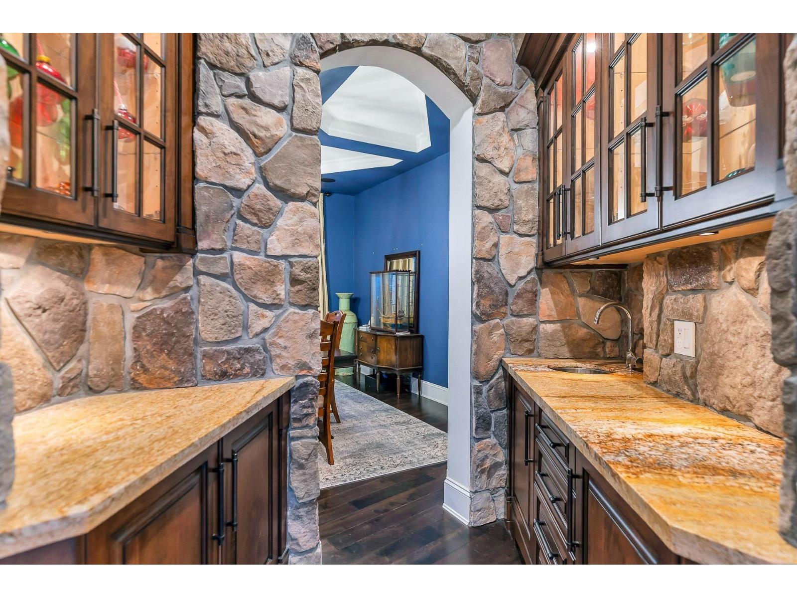 20069 2 AVENUE, Langley