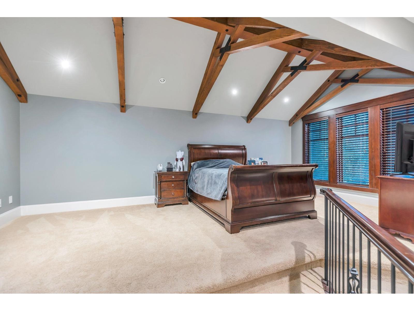 20069 2 AVENUE, Langley