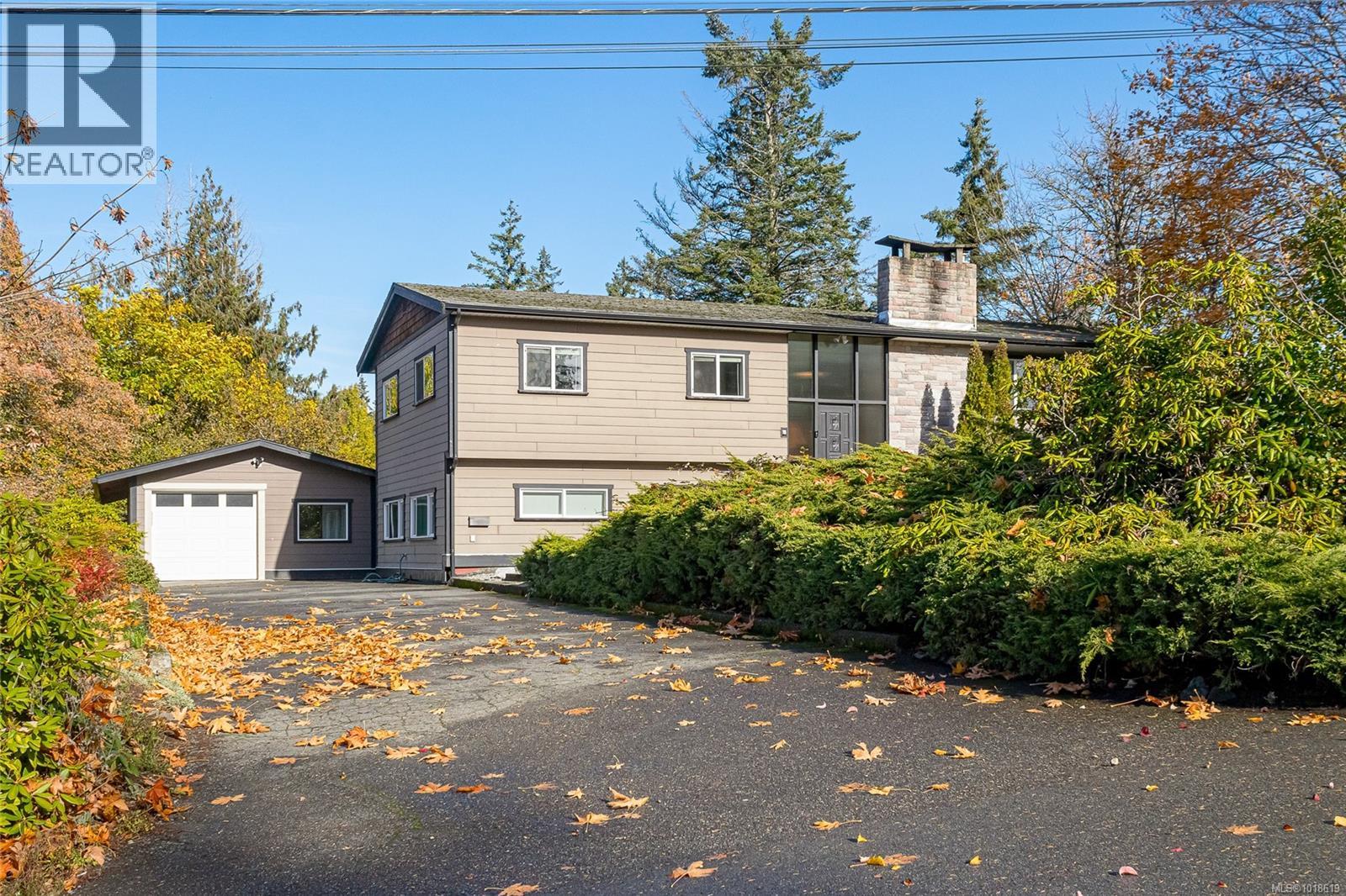 2775 Ortona Rd, Duncan