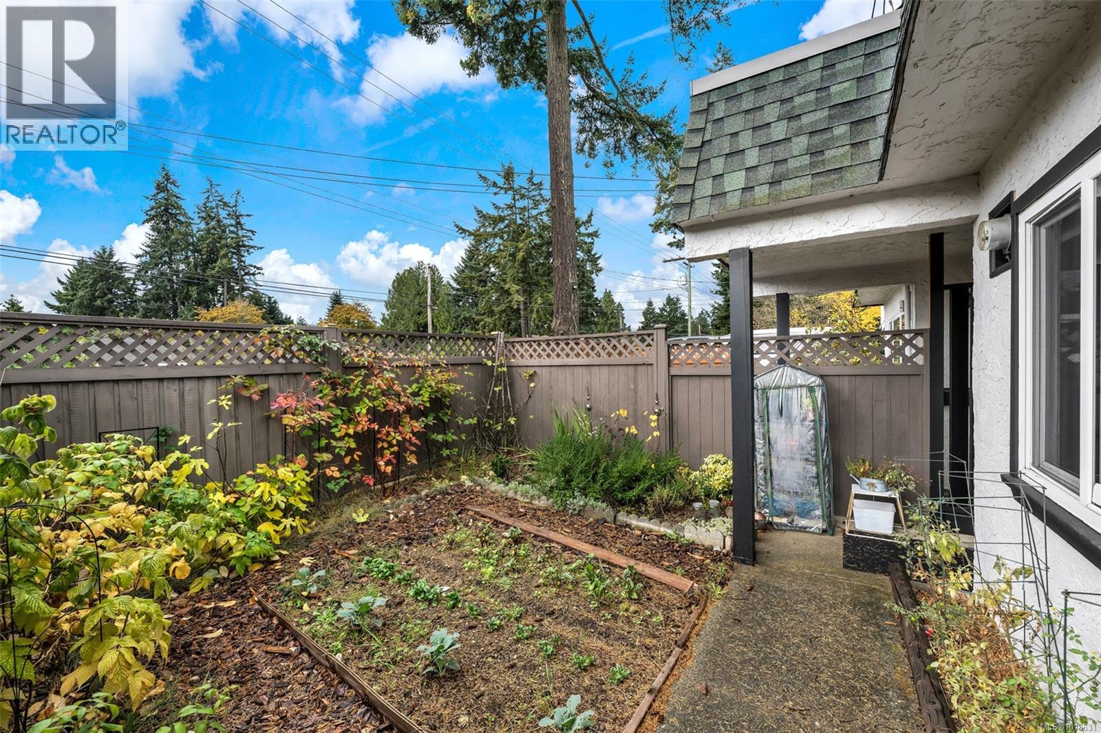 #A 618 KELLY RD - 16