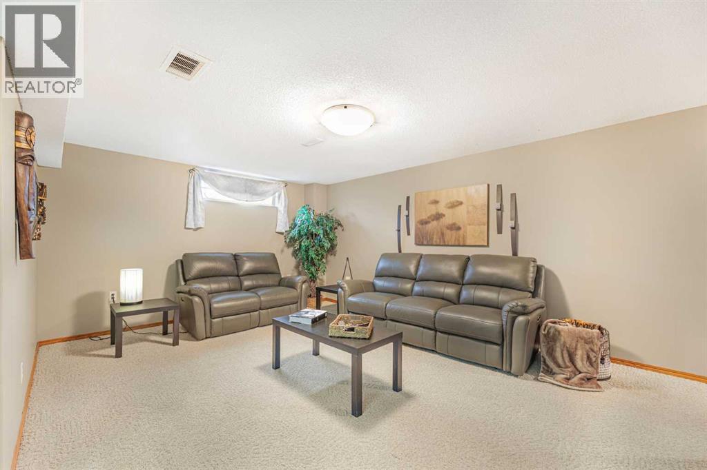 Single Family House for Sale in  Mckerrell Way SE McKenzie Lake Calgary 