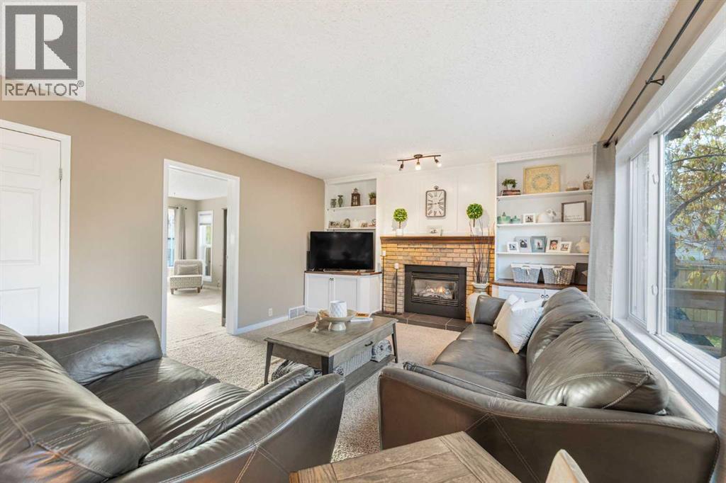 Single Family House for Sale in  Mckerrell Way SE McKenzie Lake Calgary 