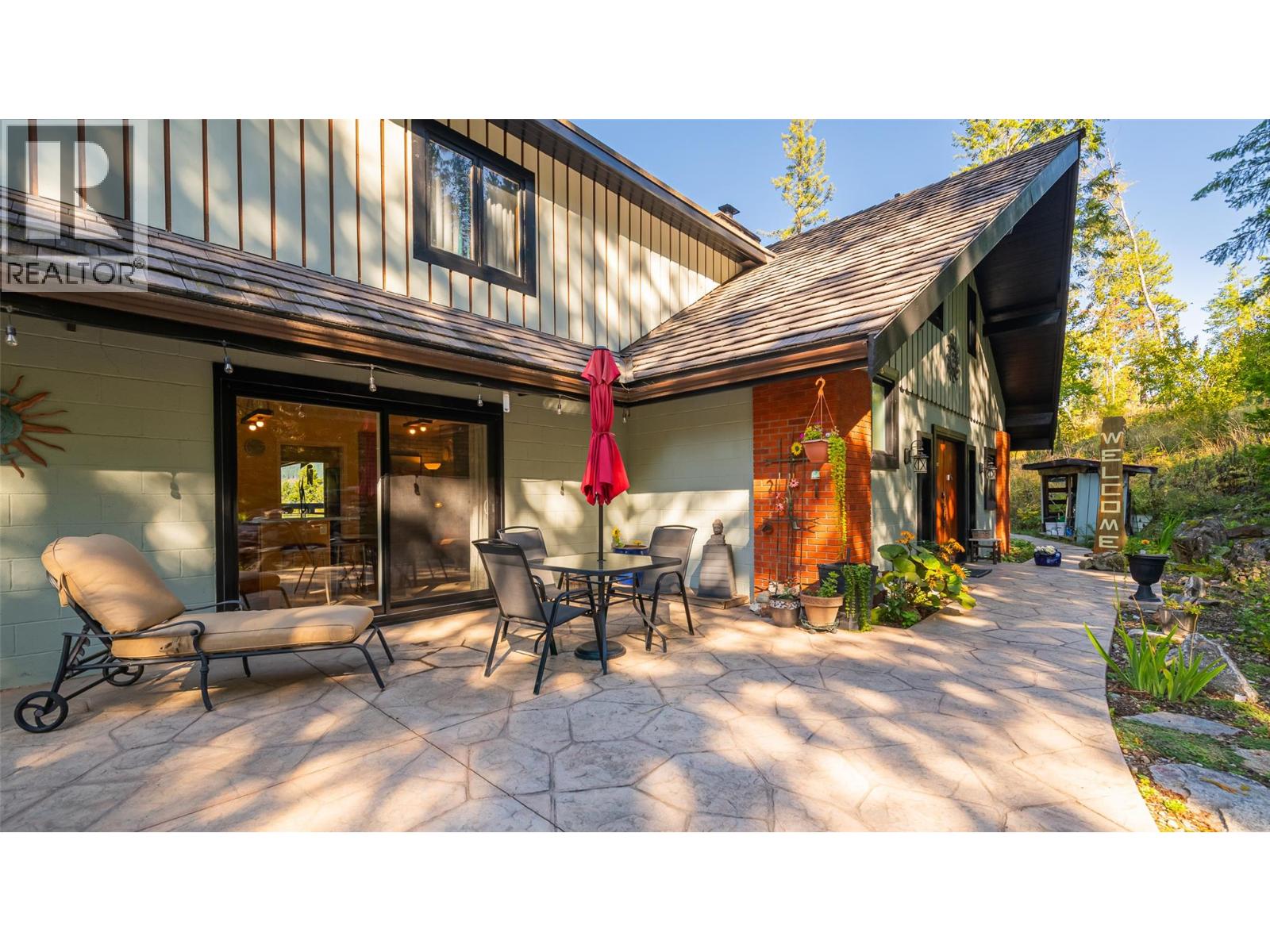 134 Riondel Road - Photo 4 of 93, Kootenay Bay, British Columbia